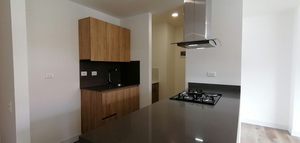 Apartaestudio en venta en La Aguacatala, Medellín, 50 m² · foto 14 de 14