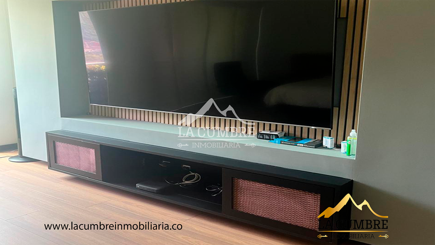 Apartamento de 4 alcobas en arriendo en Alejandría, Medellín, 268 m² · foto 2 de 7