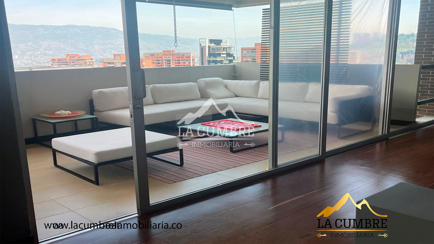 Apartamento de 4 alcobas en arriendo en Alejandría, Medellín, 268 m² · foto 4 de 7