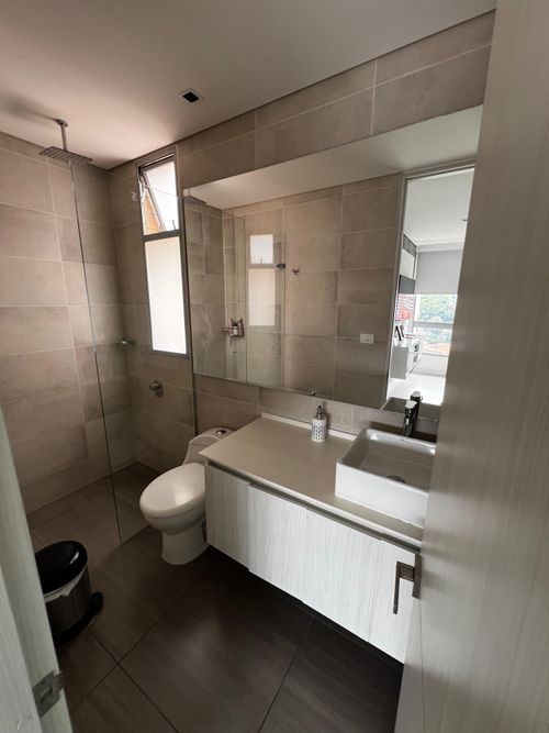 Apartamento en venta en Loma Del Chocho, Envigado · foto 14 de 24