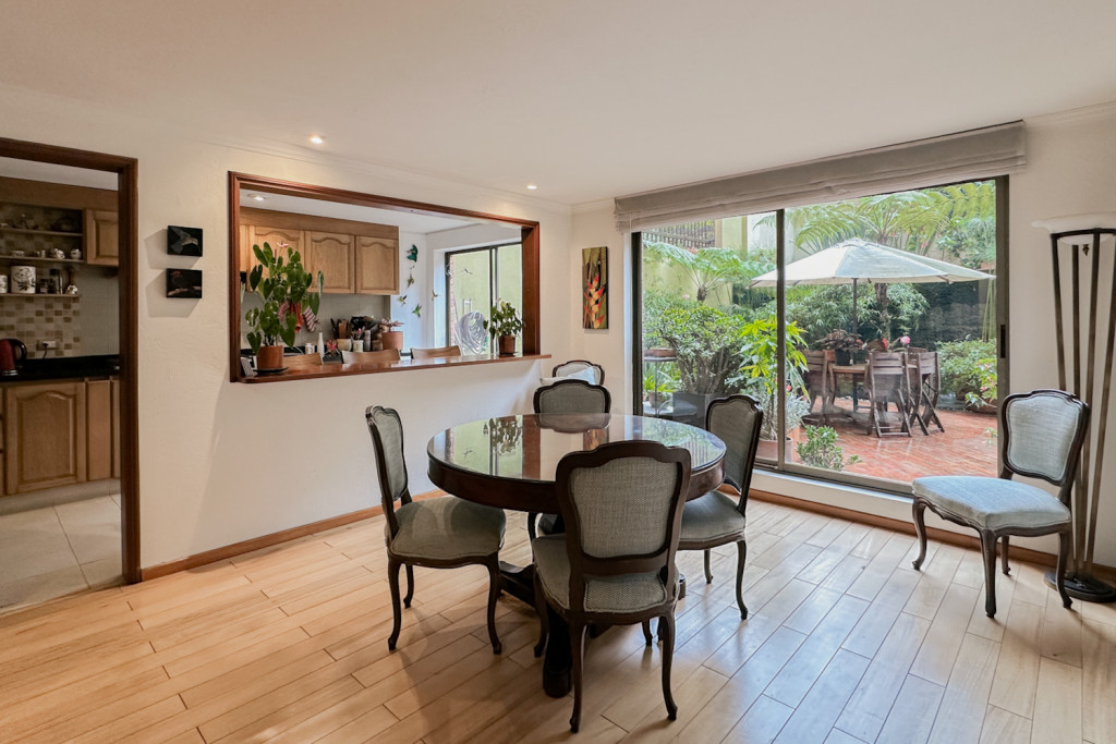 Apartamento en venta en Los Rosales, Bogotá · foto 4 de 21