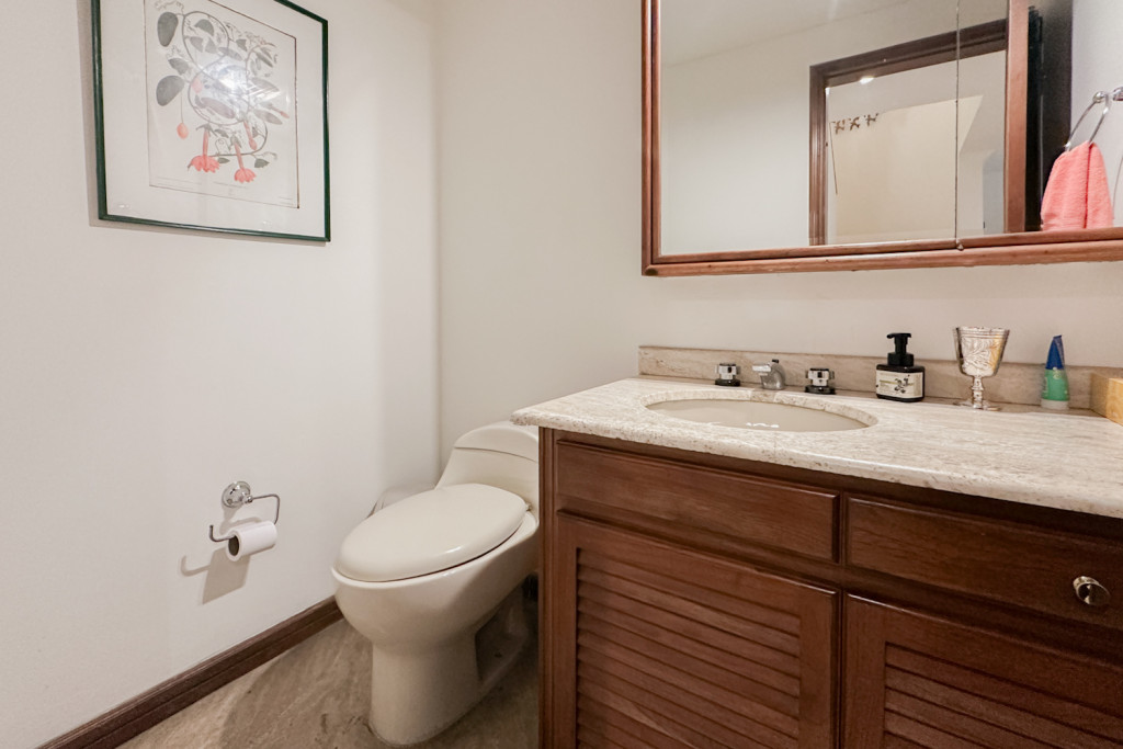 Apartamento en venta en Los Rosales, Bogotá · foto 8 de 21