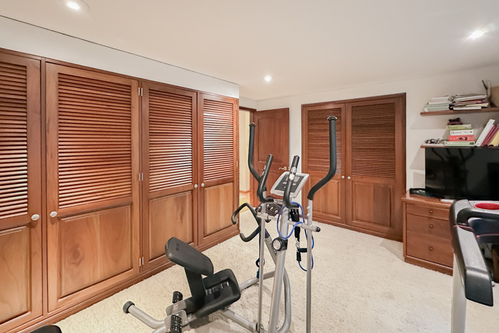 Apartamento en venta en Los Rosales, Bogotá · foto 16 de 21