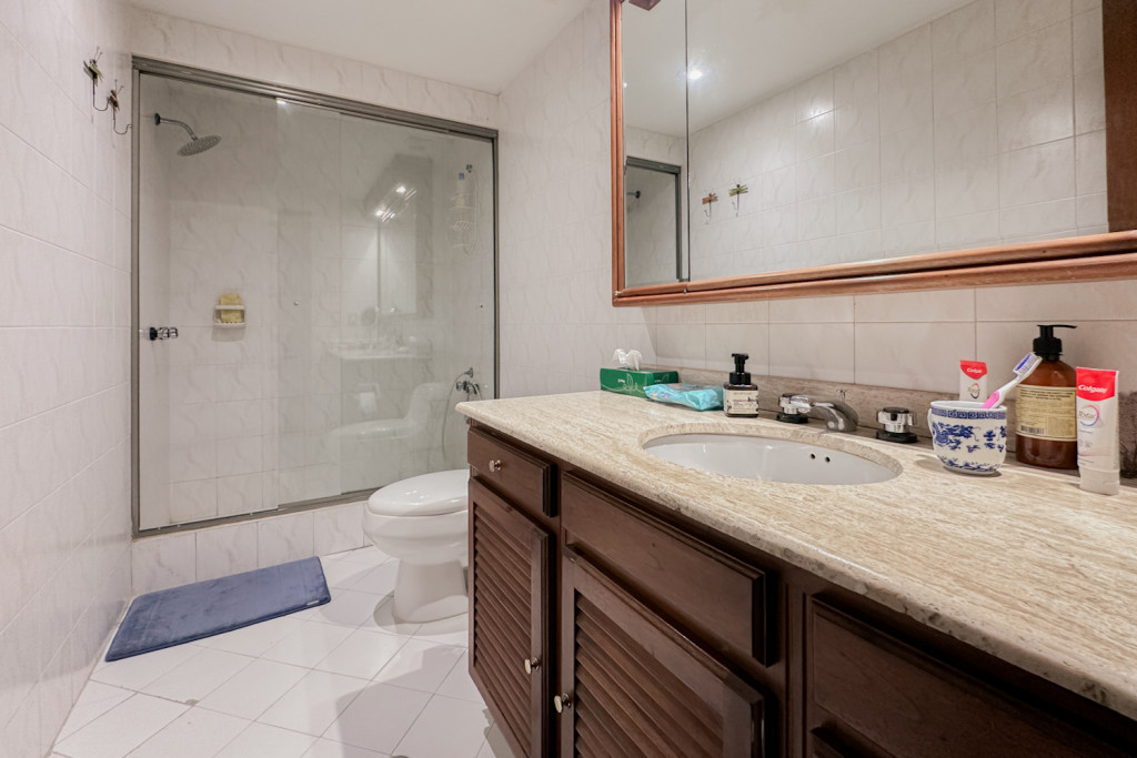 Apartamento en venta en Los Rosales, Bogotá · foto 17 de 21