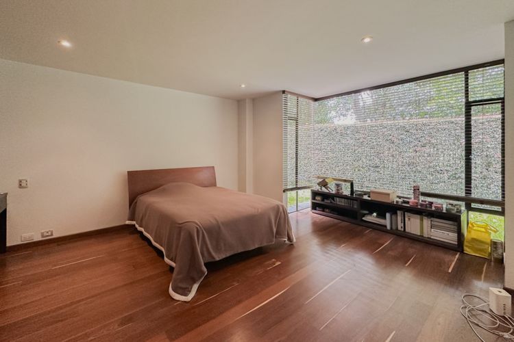 Casa de 4 alcobas en venta en Guaymaral, Bogotá, 392 m² · foto 13 de 24