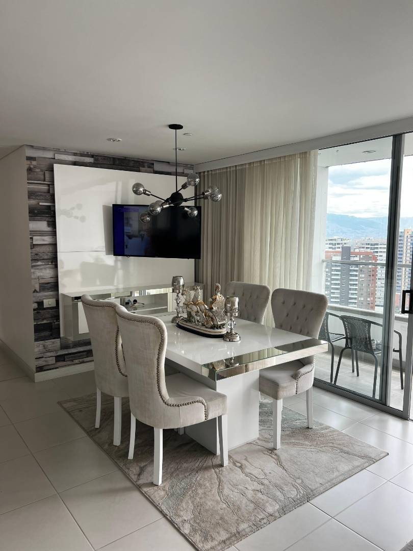 Apartamento en venta en Cumbres, Envigado · foto 5 de 13