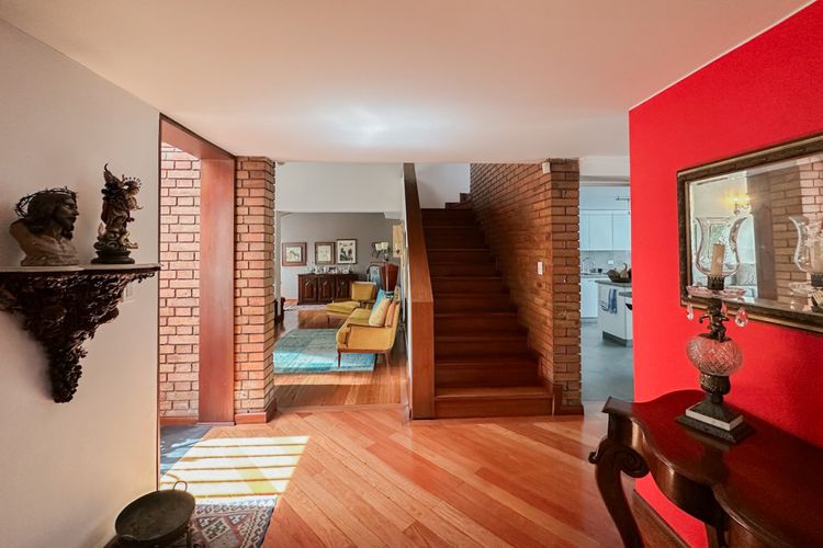 Casa de 4 alcobas en venta en Niza Sur, Bogotá, 330 m² · foto 4 de 22