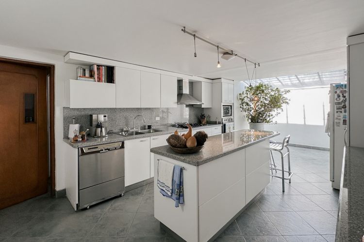 Casa de 4 alcobas en venta en Niza Sur, Bogotá, 330 m² · foto 6 de 22