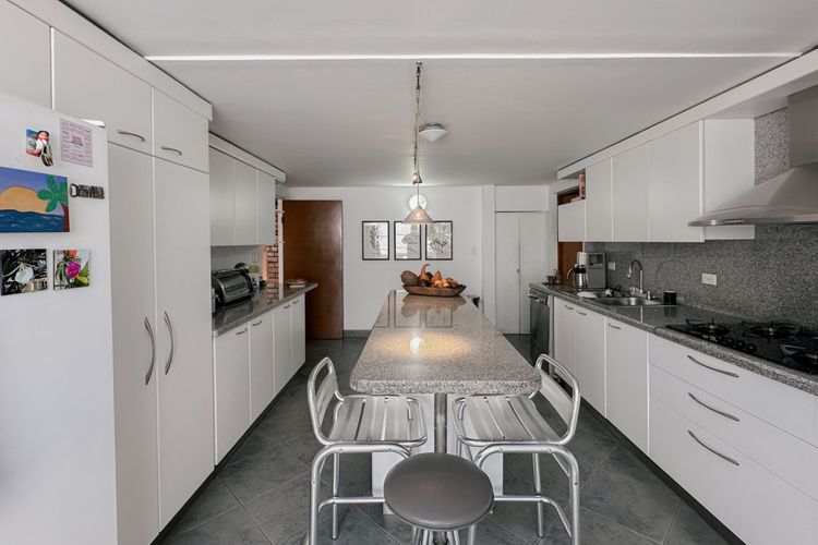 Casa de 4 alcobas en venta en Niza Sur, Bogotá, 330 m² · foto 7 de 22