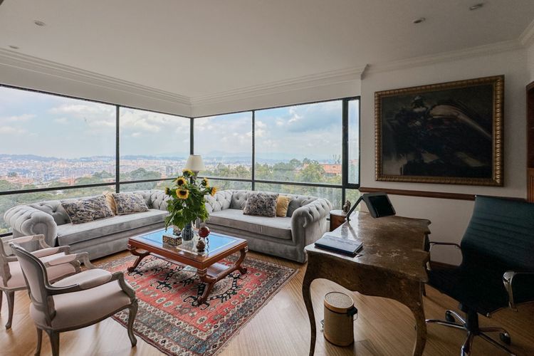 Apartamento de 5 alcobas en venta en Montearroyo, Bogotá, 605 m² · foto 3 de 24