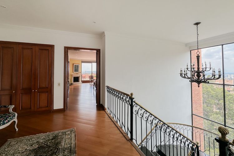 Apartamento de 5 alcobas en venta en Montearroyo, Bogotá, 605 m² · foto 17 de 24