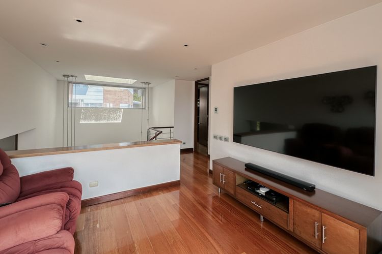 Casa de 3 alcobas en venta en Niza Suba, Bogotá, 398 m² · foto 16 de 24