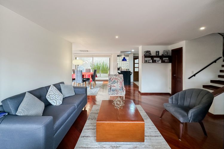 Apartamento de 4 alcobas en venta en Ub Los Geranios, Chía, 180 m² · foto 3 de 24