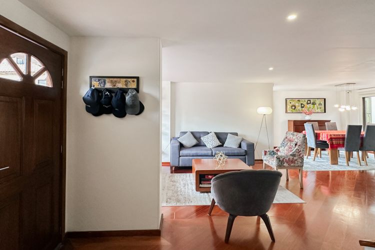 Apartamento de 4 alcobas en venta en Ub Los Geranios, Chía, 180 m² · foto 5 de 24