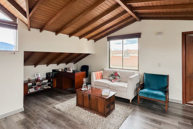 Apartamento de 4 alcobas en venta en Ub Los Geranios, Chía, 180 m² · foto 15 de 24