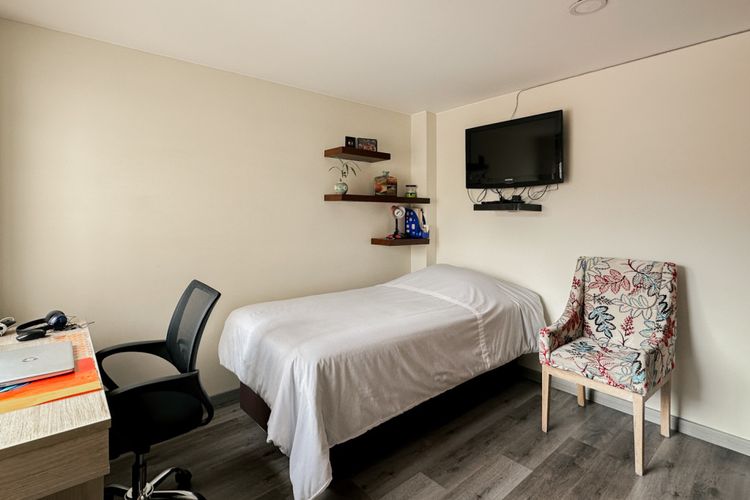Apartamento de 4 alcobas en venta en Ub Los Geranios, Chía, 180 m² · foto 19 de 24