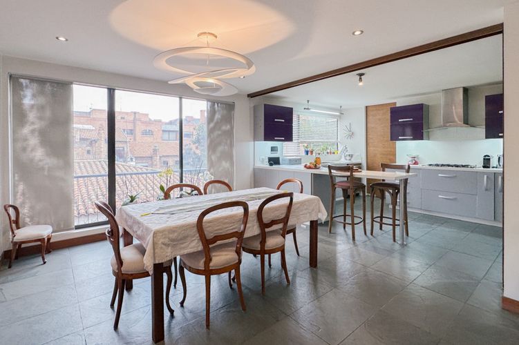 Apartamento de 3 alcobas en venta en San Patricio, Bogotá, 206 m² · foto 3 de 20