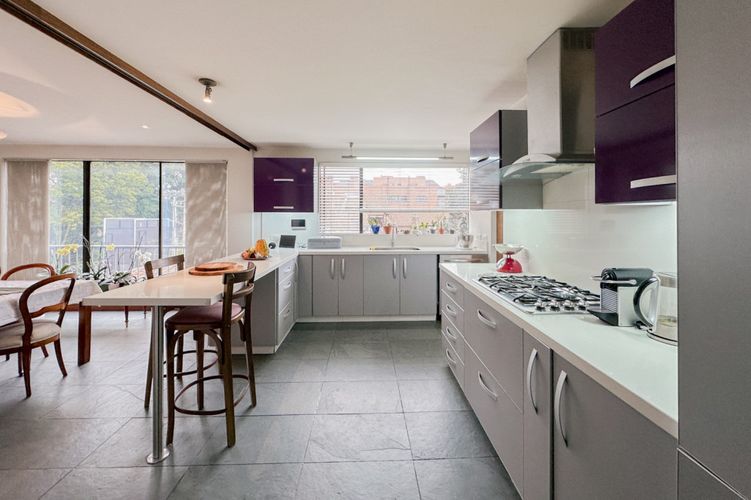 Apartamento de 3 alcobas en venta en San Patricio, Bogotá, 206 m² · foto 6 de 20