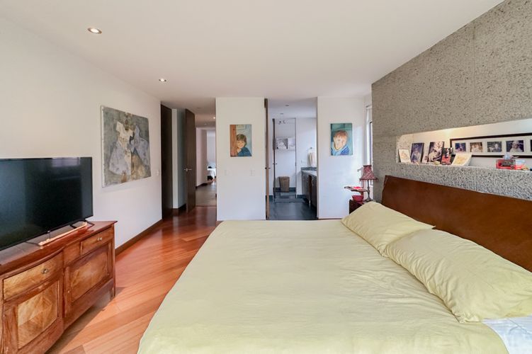 Apartamento de 3 alcobas en venta en San Patricio, Bogotá, 206 m² · foto 11 de 20