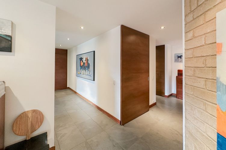 Apartamento de 3 alcobas en venta en San Patricio, Bogotá, 206 m² · foto 19 de 20