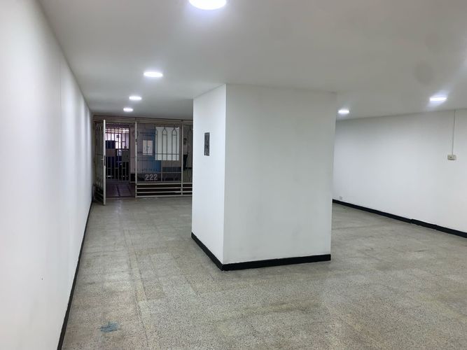 Local en venta en Boston, Medellín, 75 m² · foto 6 de 12
