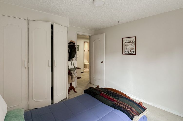 Apartamento de 5 alcobas en venta en Los Rosales, Bogotá, 345 m² · foto 21 de 24