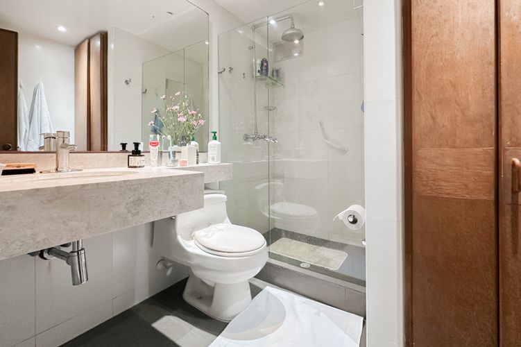 Apartamento de 5 alcobas en venta en Los Rosales, Bogotá, 345 m² · foto 24 de 24