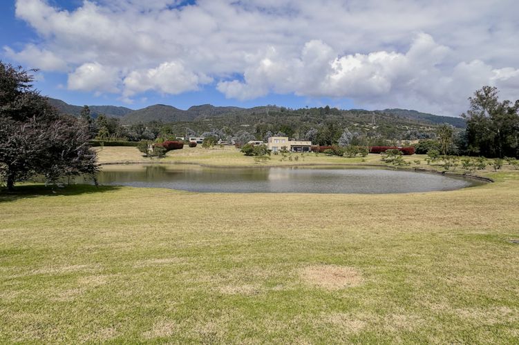 Apartamento de 4 alcobas en venta en Marilandia, La Calera, 506 m² · foto 10 de 24