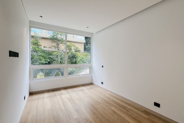Apartamento en venta en Los Rosales, Bogotá · foto 8 de 24