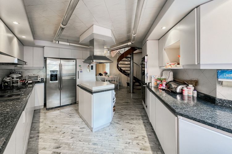 Apartamento de 4 alcobas en venta en La Carolina, Palmira, 377 m² · foto 6 de 20