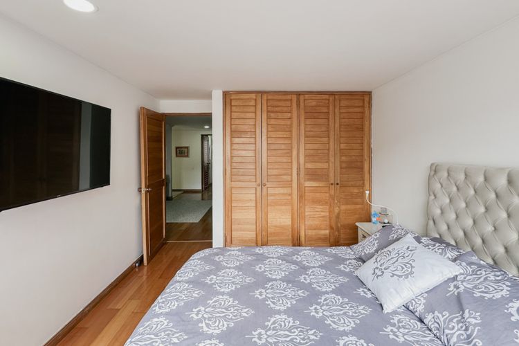 Apartamento de 3 alcobas en venta en Chico Norte, Bogotá, 139 m² · foto 15 de 21