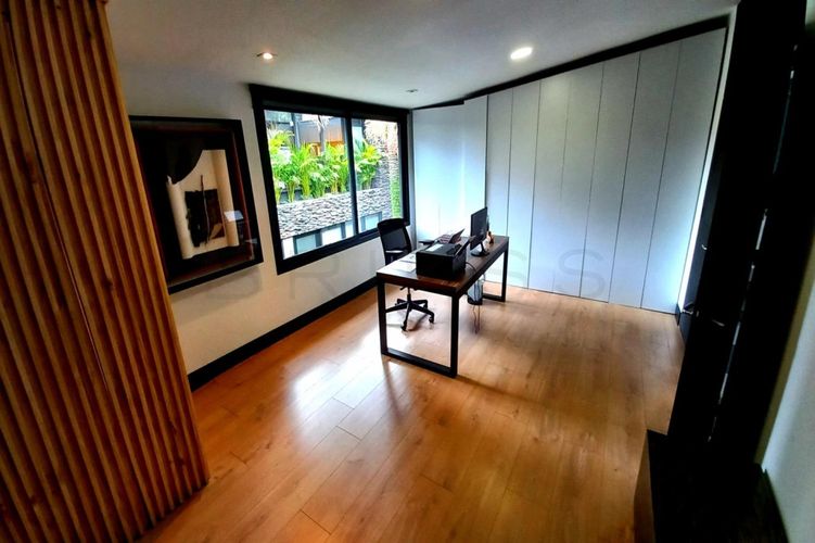 Casa de 4 alcobas en venta en Santa Ana, Bogotá, 731 m² · foto 6 de 16
