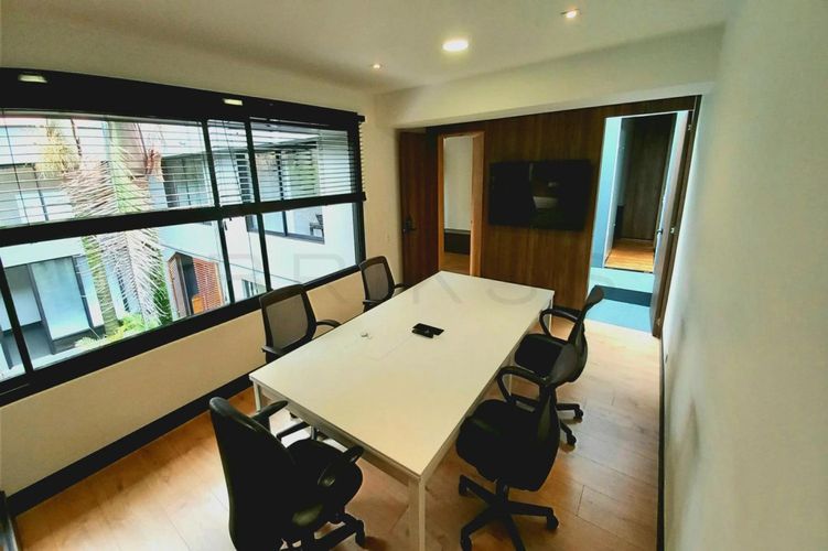Casa de 4 alcobas en venta en Santa Ana, Bogotá, 731 m² · foto 12 de 16