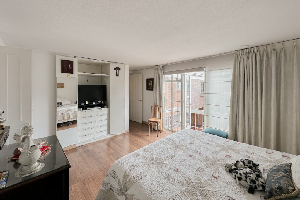 Casa en venta en Caobos Salazar, Bogotá · foto 15 de 24