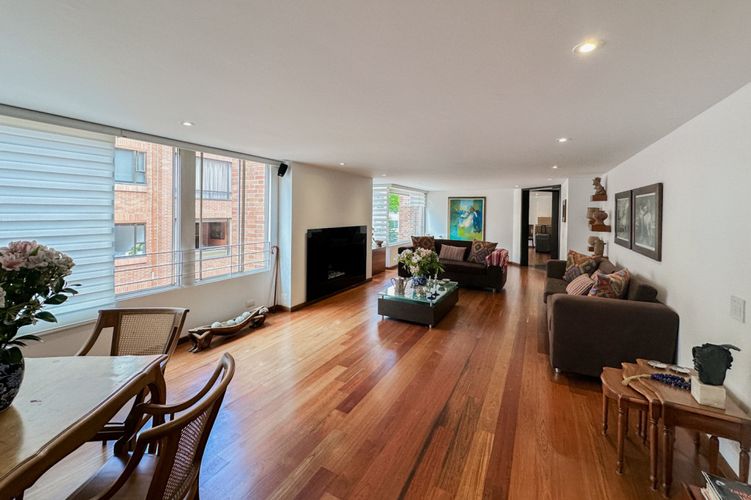 Apartamento en venta en Antiguo Country, Bogotá · foto 2 de 24