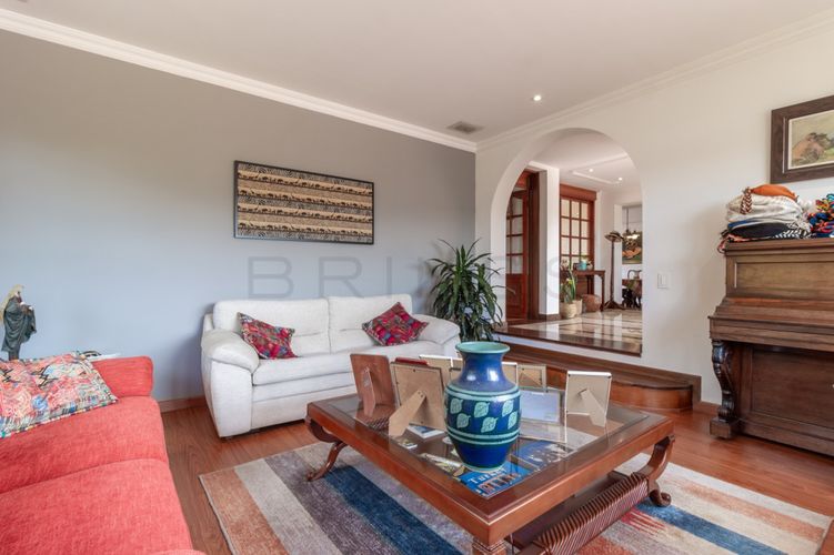 Casa de 4 alcobas en venta en Guaymaral, Bogotá, 380 m² · foto 2 de 24