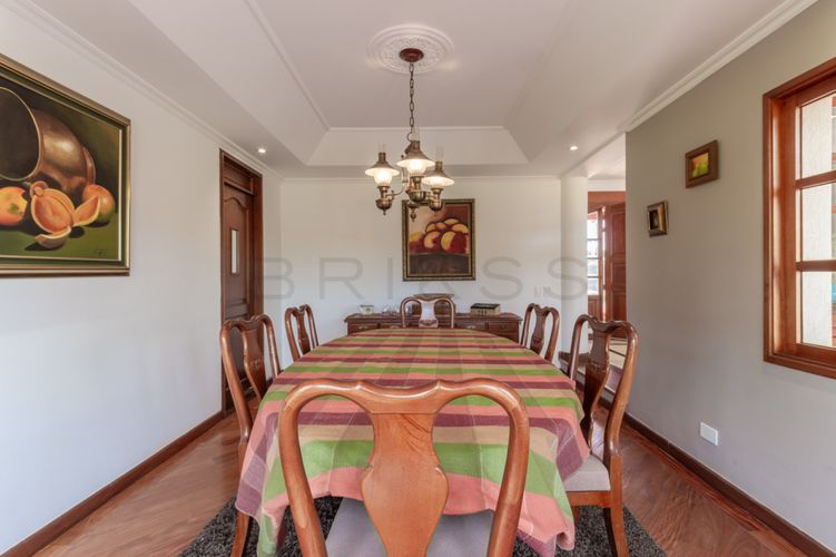 Casa de 4 alcobas en venta en Guaymaral, Bogotá, 380 m² · foto 6 de 24