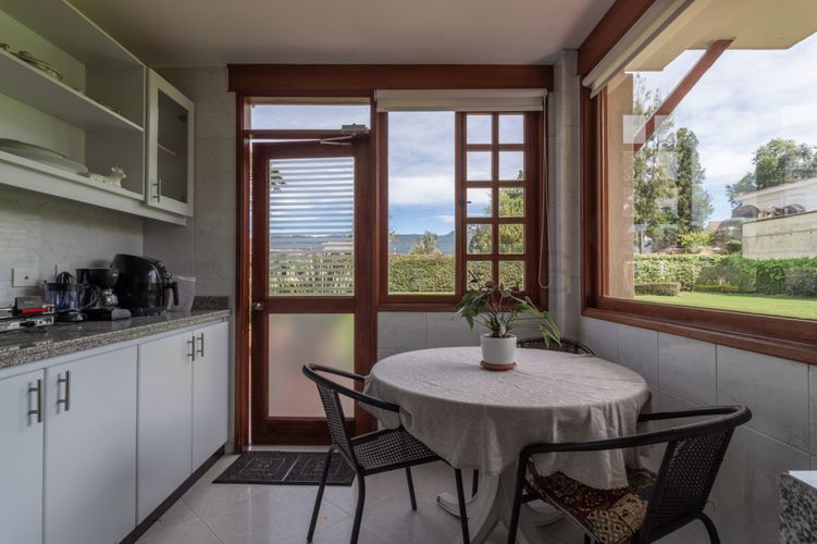 Casa de 4 alcobas en venta en Guaymaral, Bogotá, 380 m² · foto 9 de 24