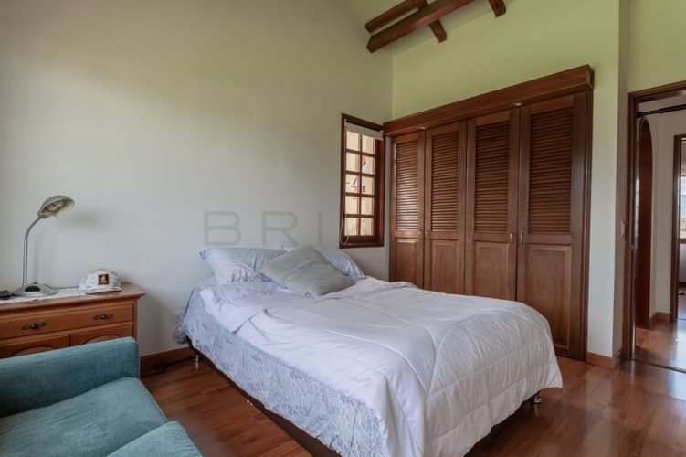 Casa de 4 alcobas en venta en Guaymaral, Bogotá, 380 m² · foto 18 de 24