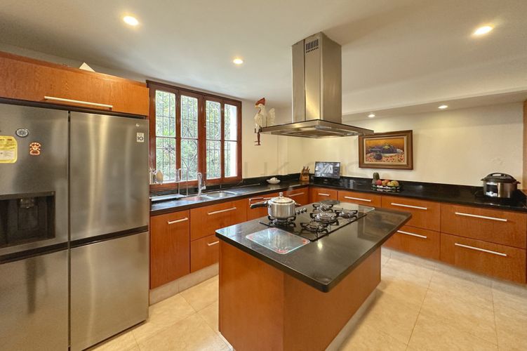 Apartamento de 10 alcobas en venta en San Diego, Bogotá, 684 m² · foto 7 de 24