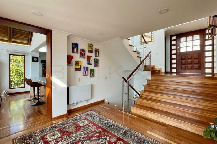 Casa de 4 alcobas en venta en Engativá, Bogotá, 258 m² · foto 4 de 24