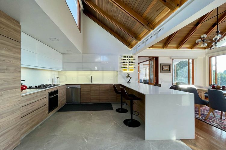 Casa de 4 alcobas en venta en Engativá, Bogotá, 258 m² · foto 5 de 24