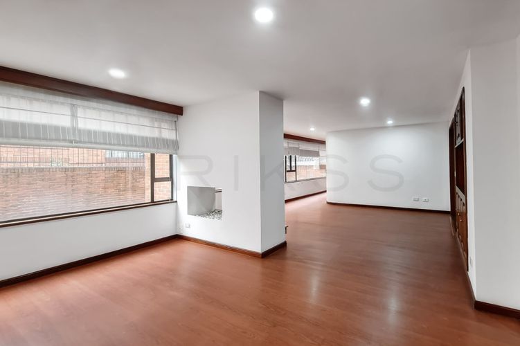 Apartamento de 3 alcobas en venta en Chico Norte, Bogotá, 160 m² · foto 5 de 24