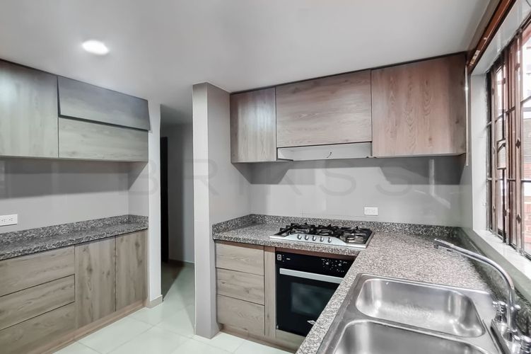 Apartamento de 3 alcobas en venta en Chico Norte, Bogotá, 160 m² · foto 6 de 24
