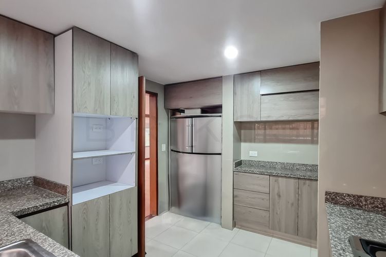 Apartamento de 3 alcobas en venta en Chico Norte, Bogotá, 160 m² · foto 7 de 24