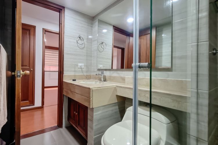 Apartamento de 3 alcobas en venta en Chico Norte, Bogotá, 160 m² · foto 19 de 24
