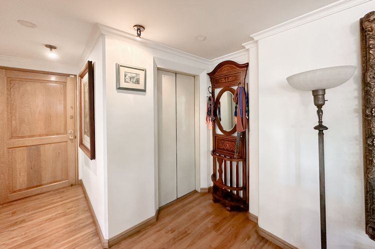 Apartamento en venta en Los Rosales, Bogotá · foto 21 de 22