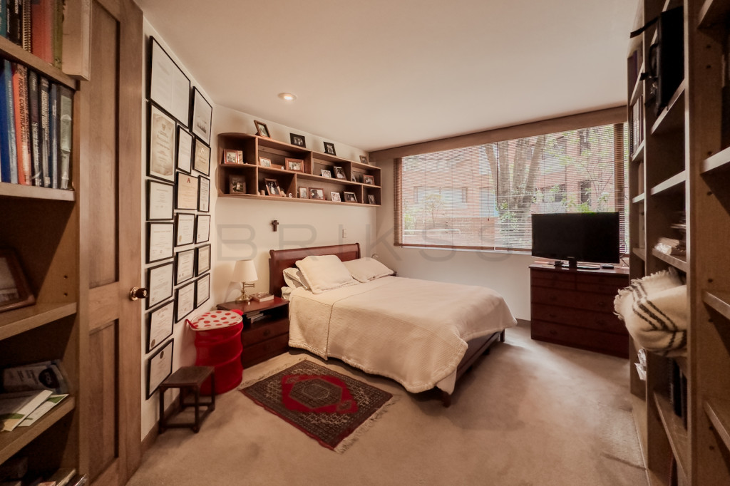 Apartamento en venta en Los Rosales, Bogotá · foto 13 de 24