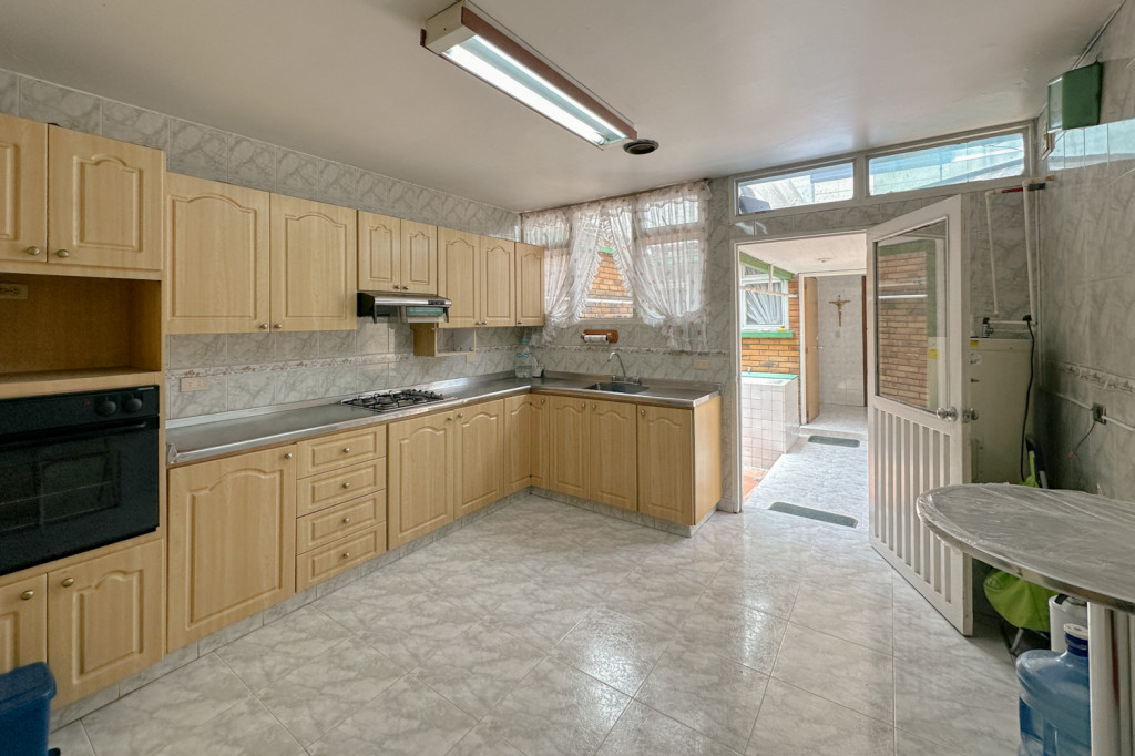Casa en venta en La Castellana, Bogotá · foto 5 de 23