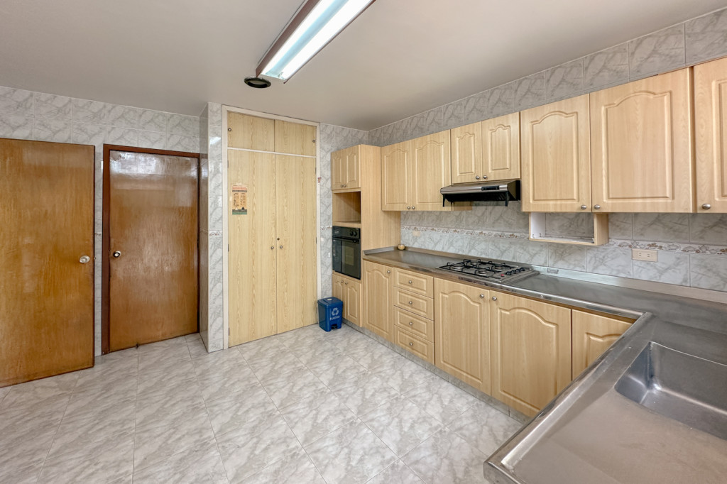 Casa en venta en La Castellana, Bogotá · foto 6 de 23